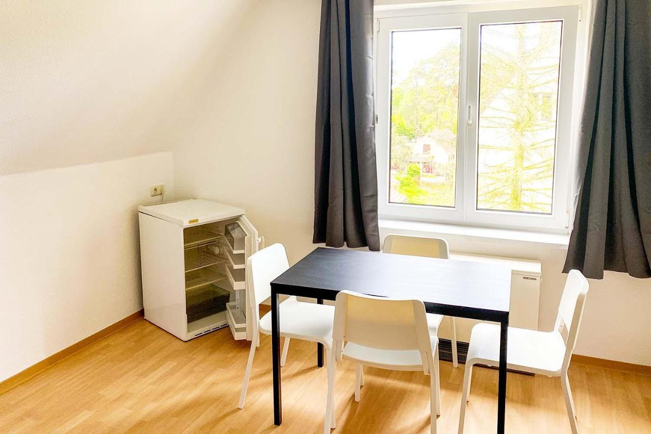 Worker Apartments Bernsdorf-Wiednitz ภายนอก รูปภาพ