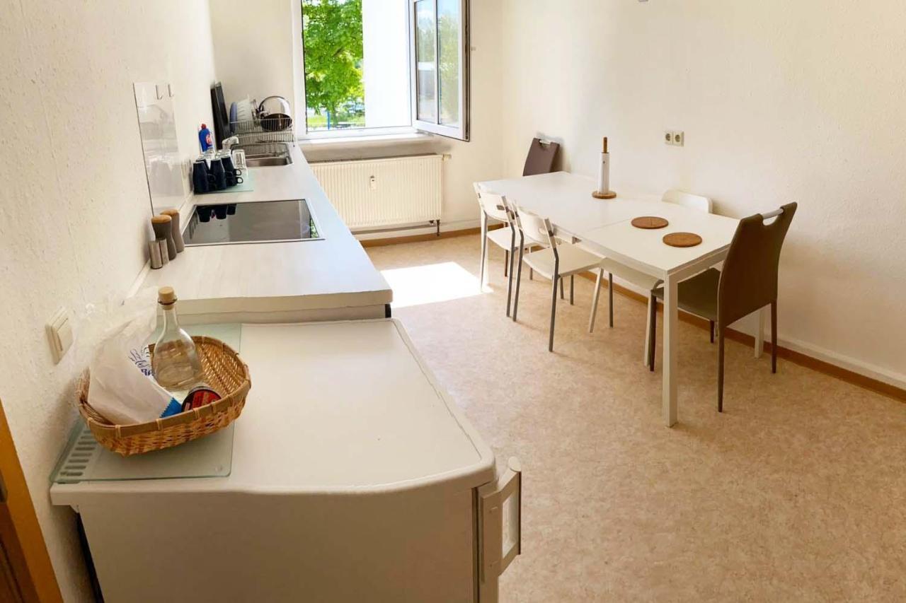 Worker Apartments Bernsdorf-Wiednitz ภายนอก รูปภาพ